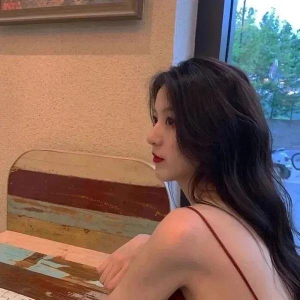 上帝是更大的猫王